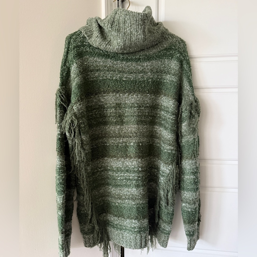 Kensie Green Oversized Fringe Sweater Cozy Relaxed Striped Cabincore